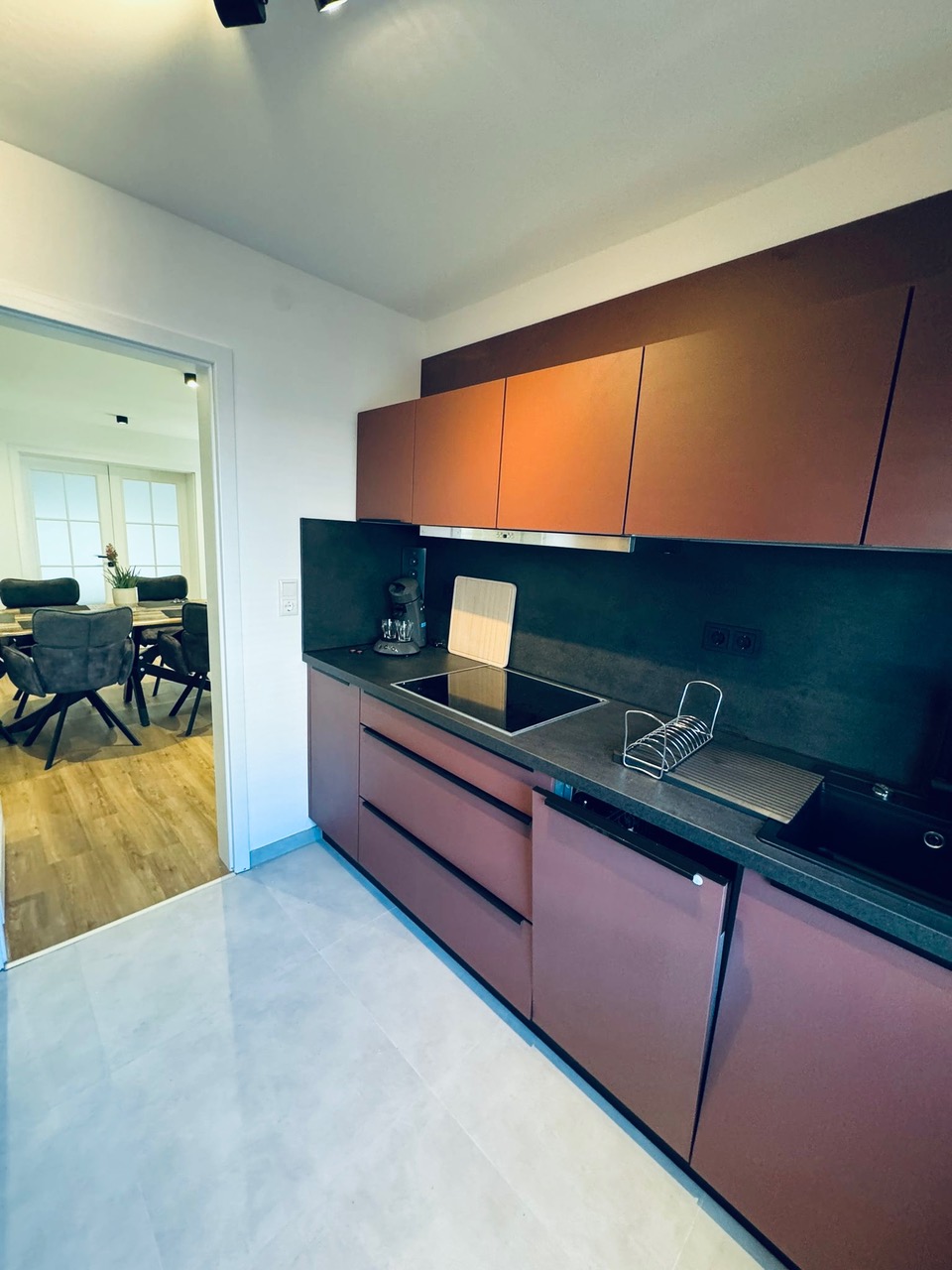 7ba5fcd0-6978-4cb9-b9d6-feac642e3fbb